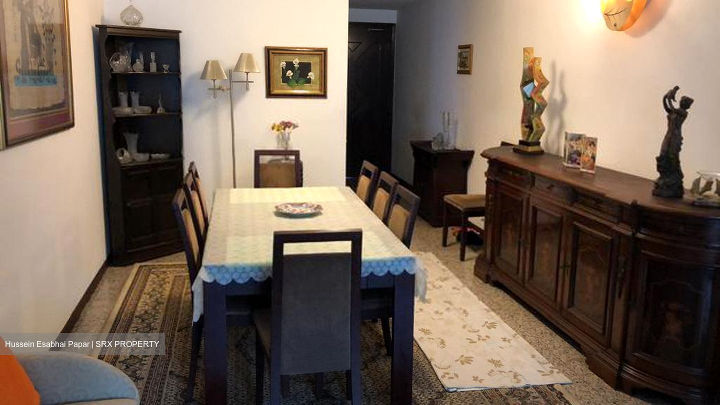 Stratford Court (D16), Condominium #583312741